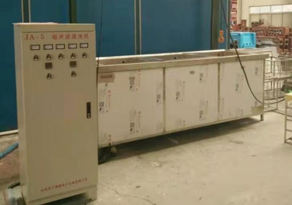 半自動(dòng)超聲波清洗機(jī)
